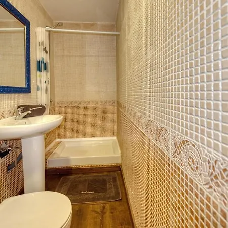 Caules Sleeps 8 Wifi Villa Lloret de Mar